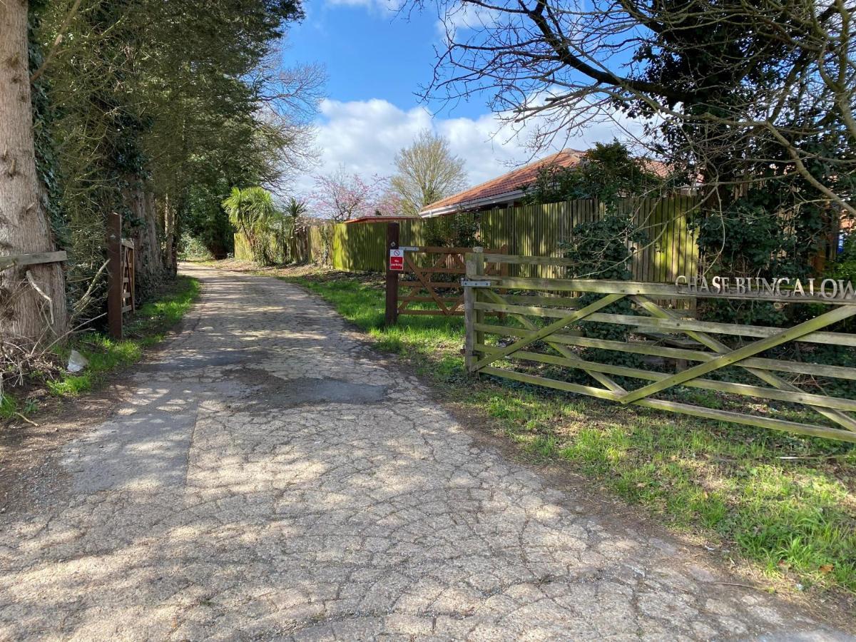 Chase Bungalow Billericay Esterno foto