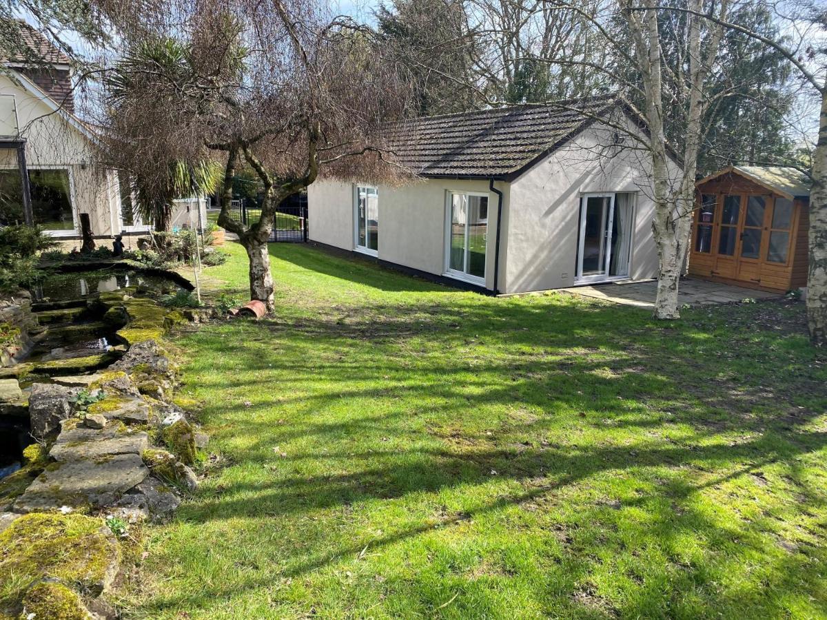 Chase Bungalow Billericay Esterno foto