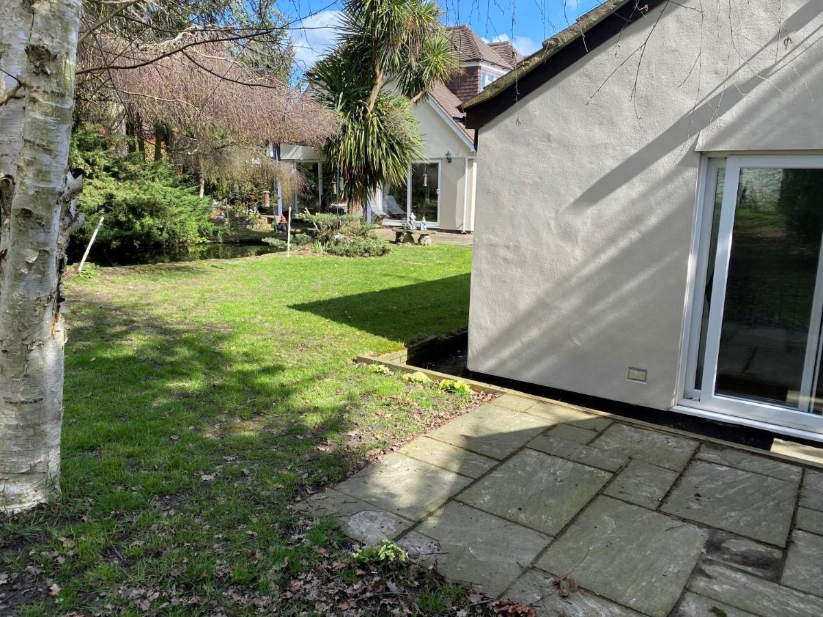 Chase Bungalow Billericay Esterno foto