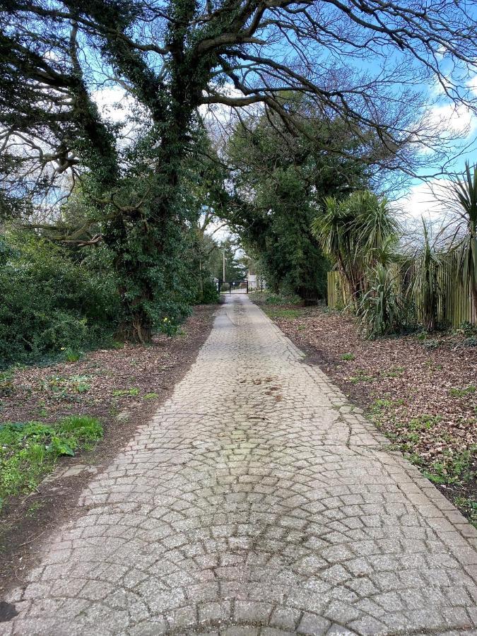 Chase Bungalow Billericay Esterno foto